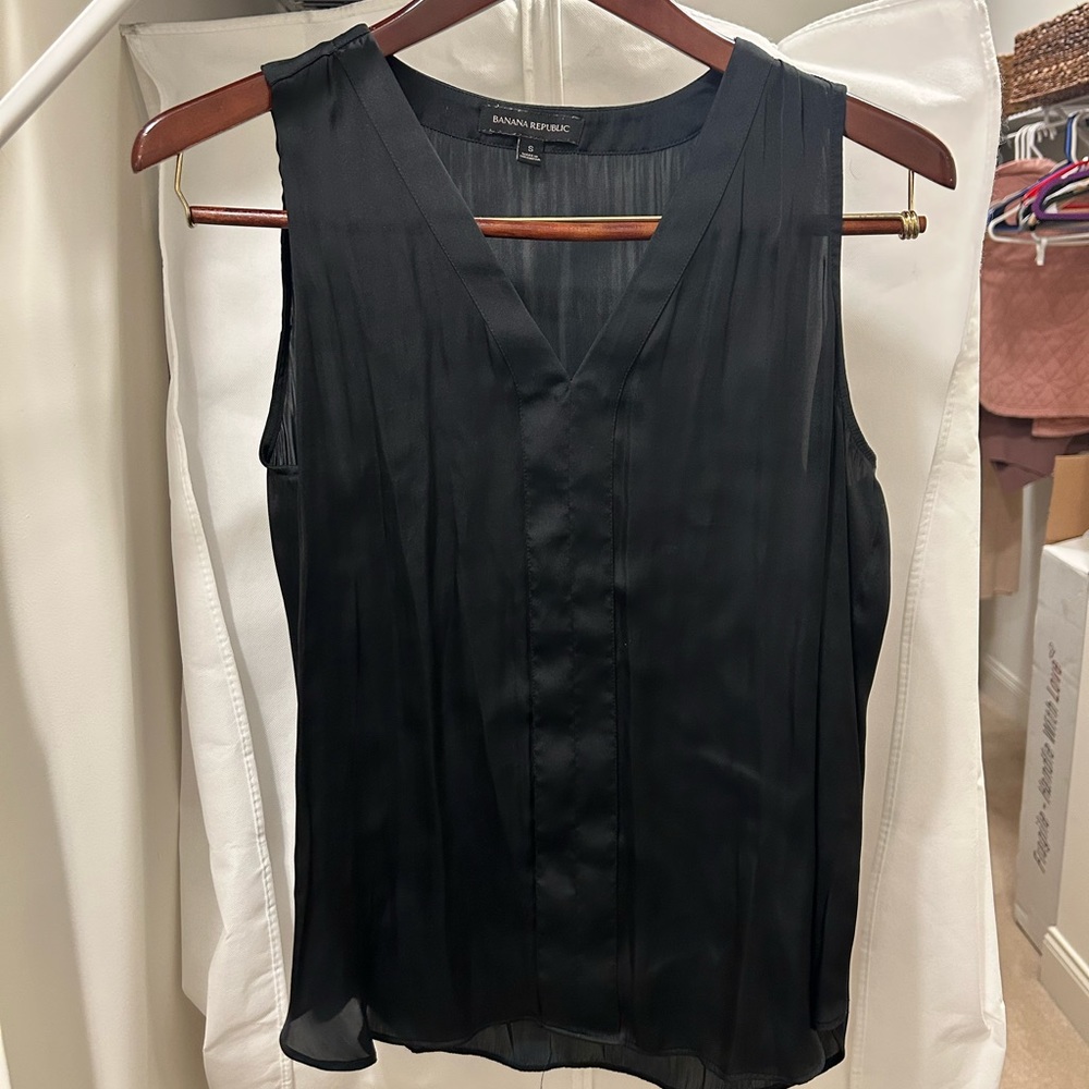Banana Republic Black Tank